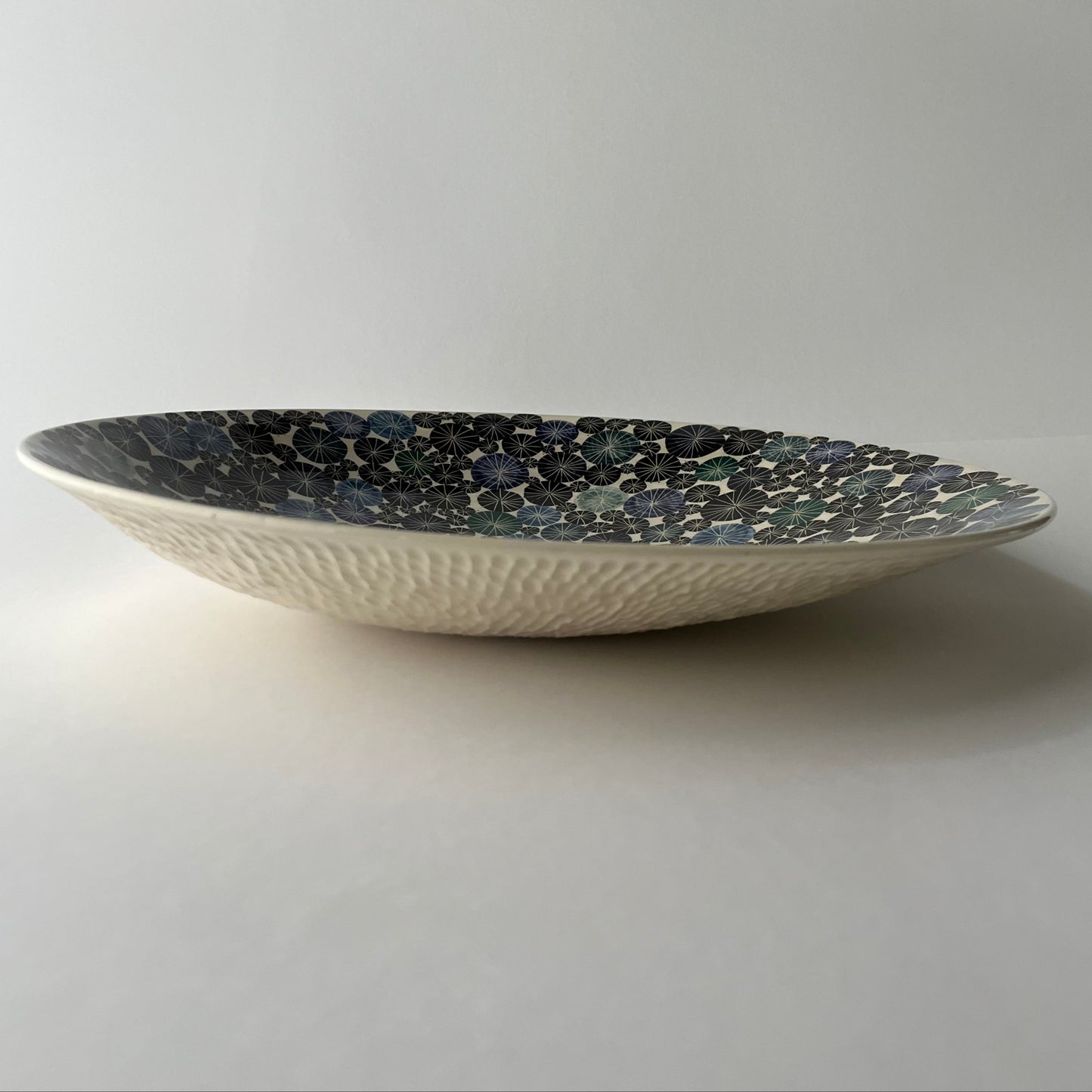 D 44 x H 5-8 CM No.11