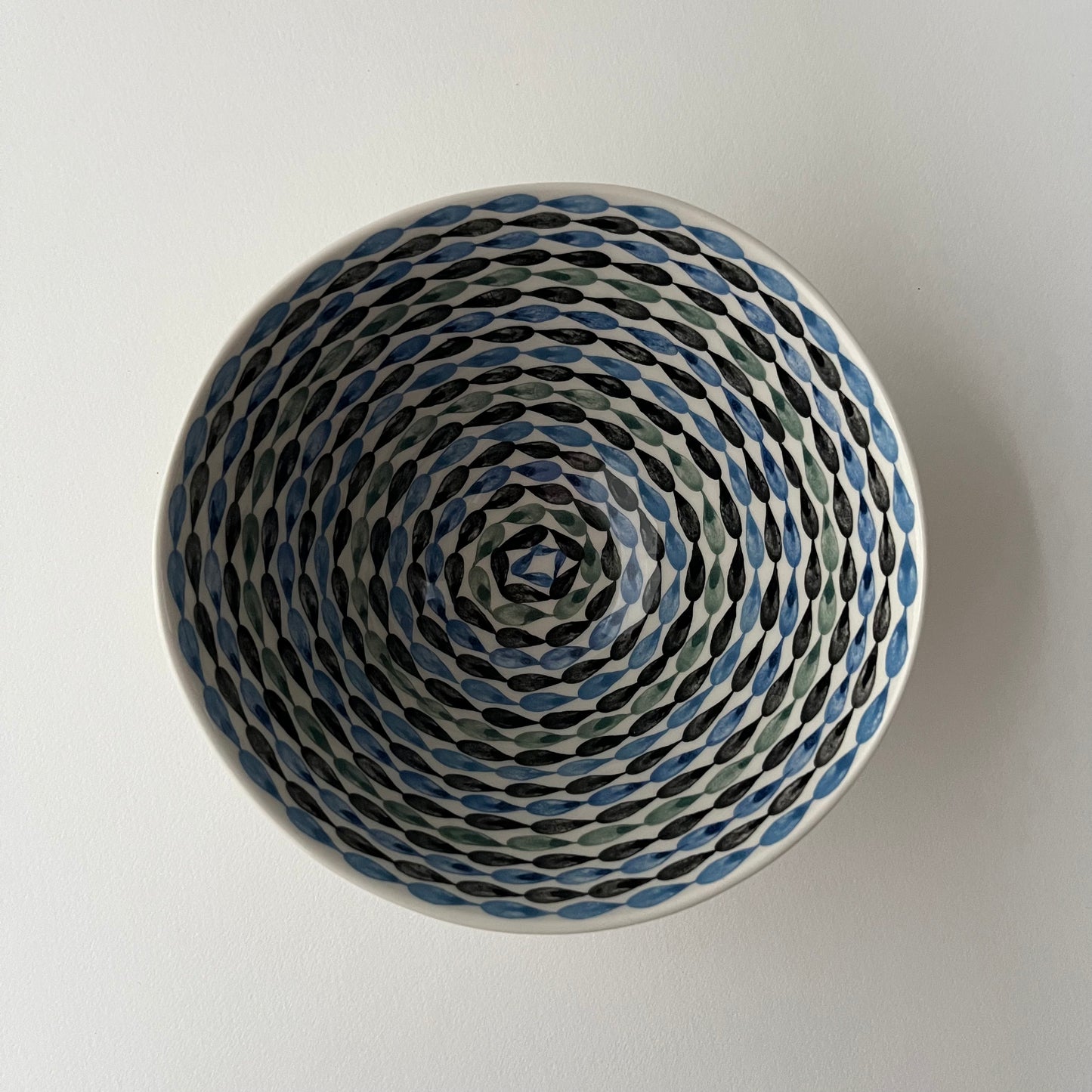 d 18 x h 8,5 cm No.47